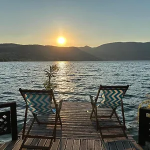  Gasthuis Guest House Lin Albanië